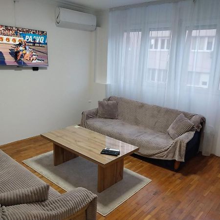 Budget Apartment Balkanika Βελιγράδι Εξωτερικό φωτογραφία