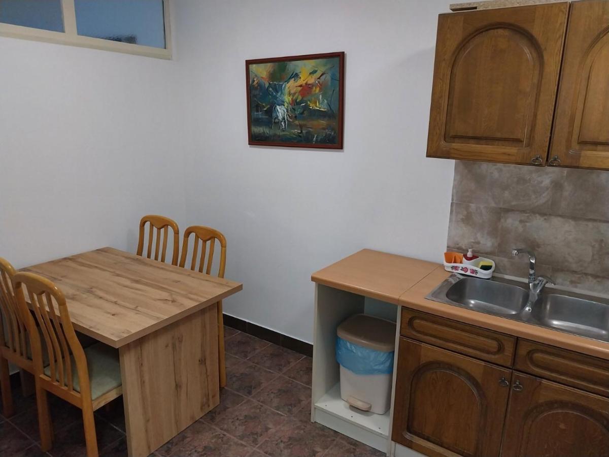 Budget Apartment Balkanika Βελιγράδι Εξωτερικό φωτογραφία