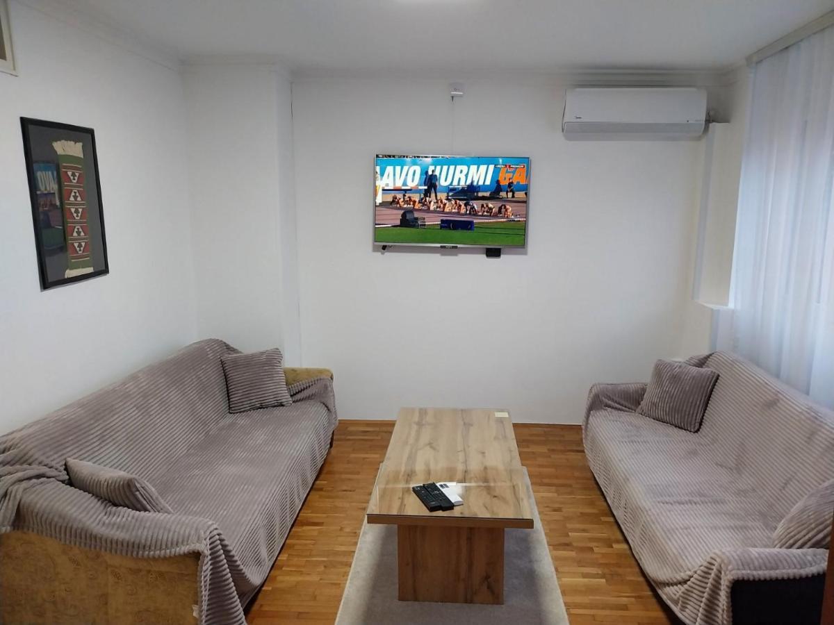 Budget Apartment Balkanika Βελιγράδι Εξωτερικό φωτογραφία
