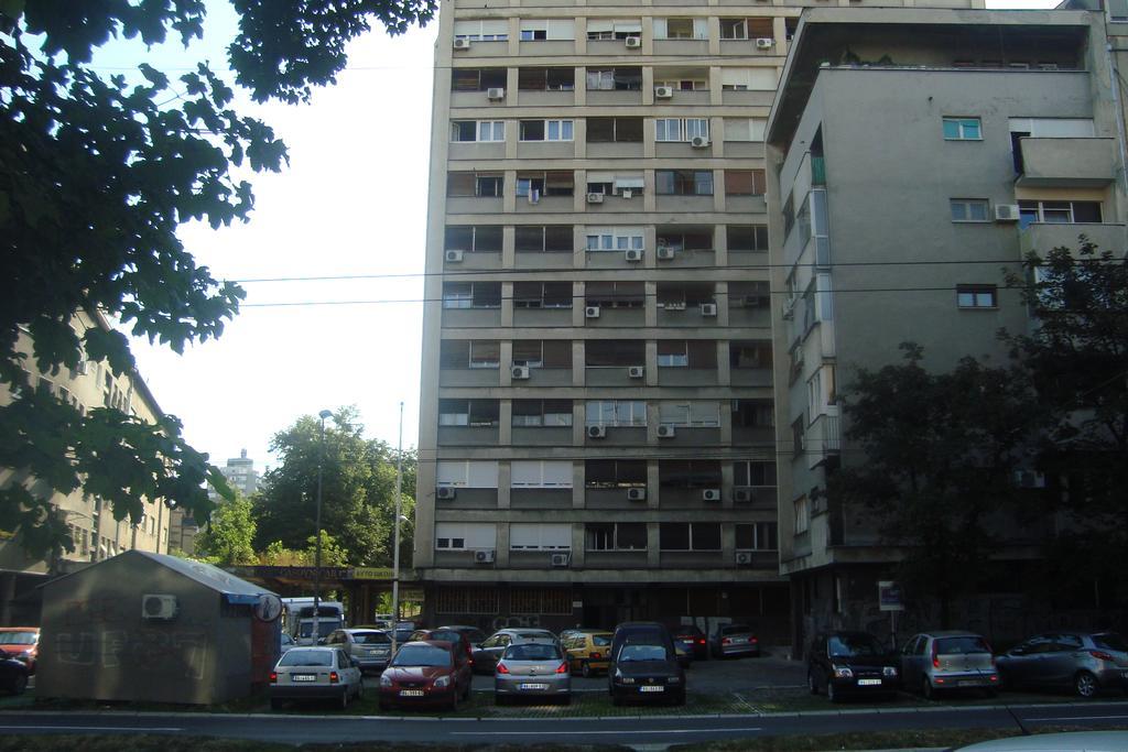 Budget Apartment Balkanika Βελιγράδι Εξωτερικό φωτογραφία